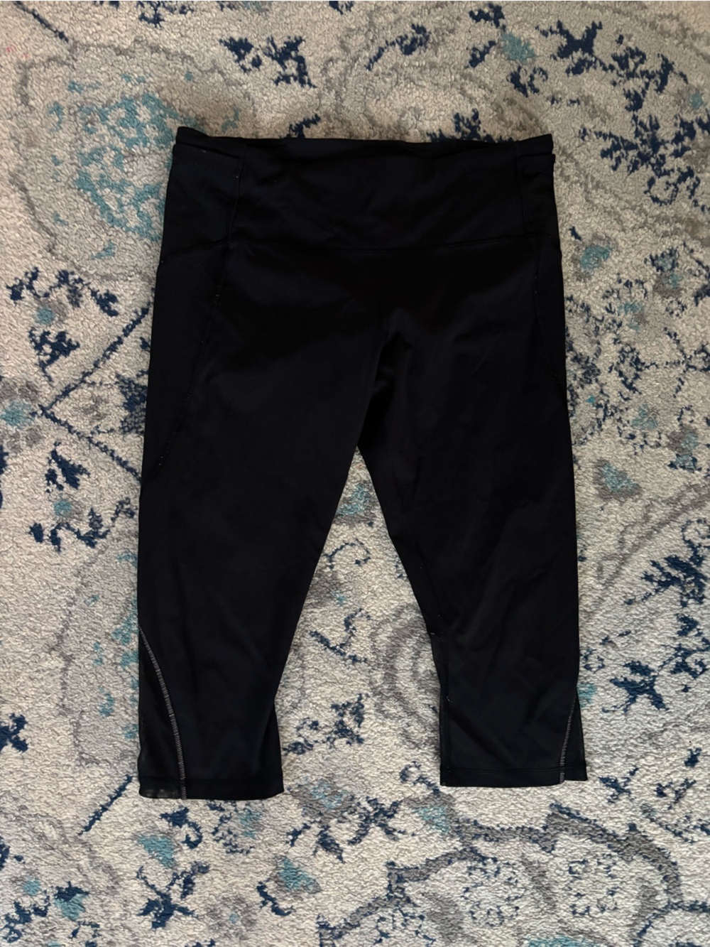 lululemon athletica Black Cropped Leggings